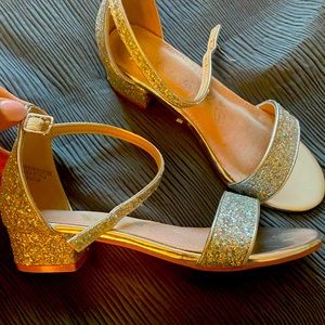 Sliver girls shoes beautiful